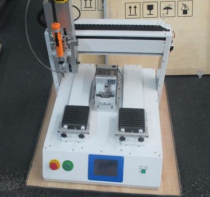 China High Efficiency Automatic Screw Feeder Driver Easy Operation With Two Working Table supplier